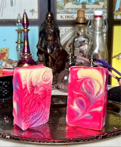 Strawberry Moon Blend, Empress Soap